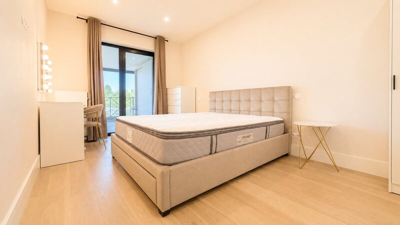 Trastevere Residence, Baneasa, Erou Iancu Nicolae, parcare subterana inclusa.